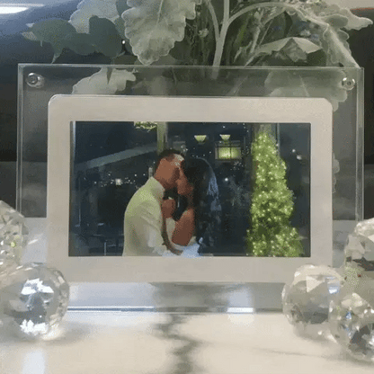 Infinity Memory Frame